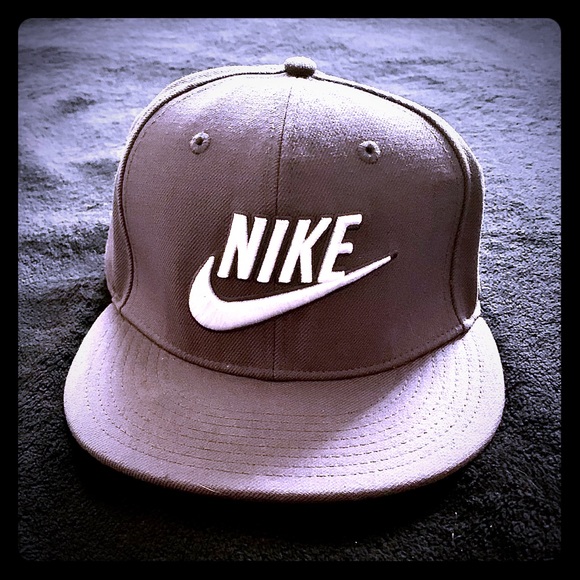 Nike Other - NIKE SnapBack hat adult size